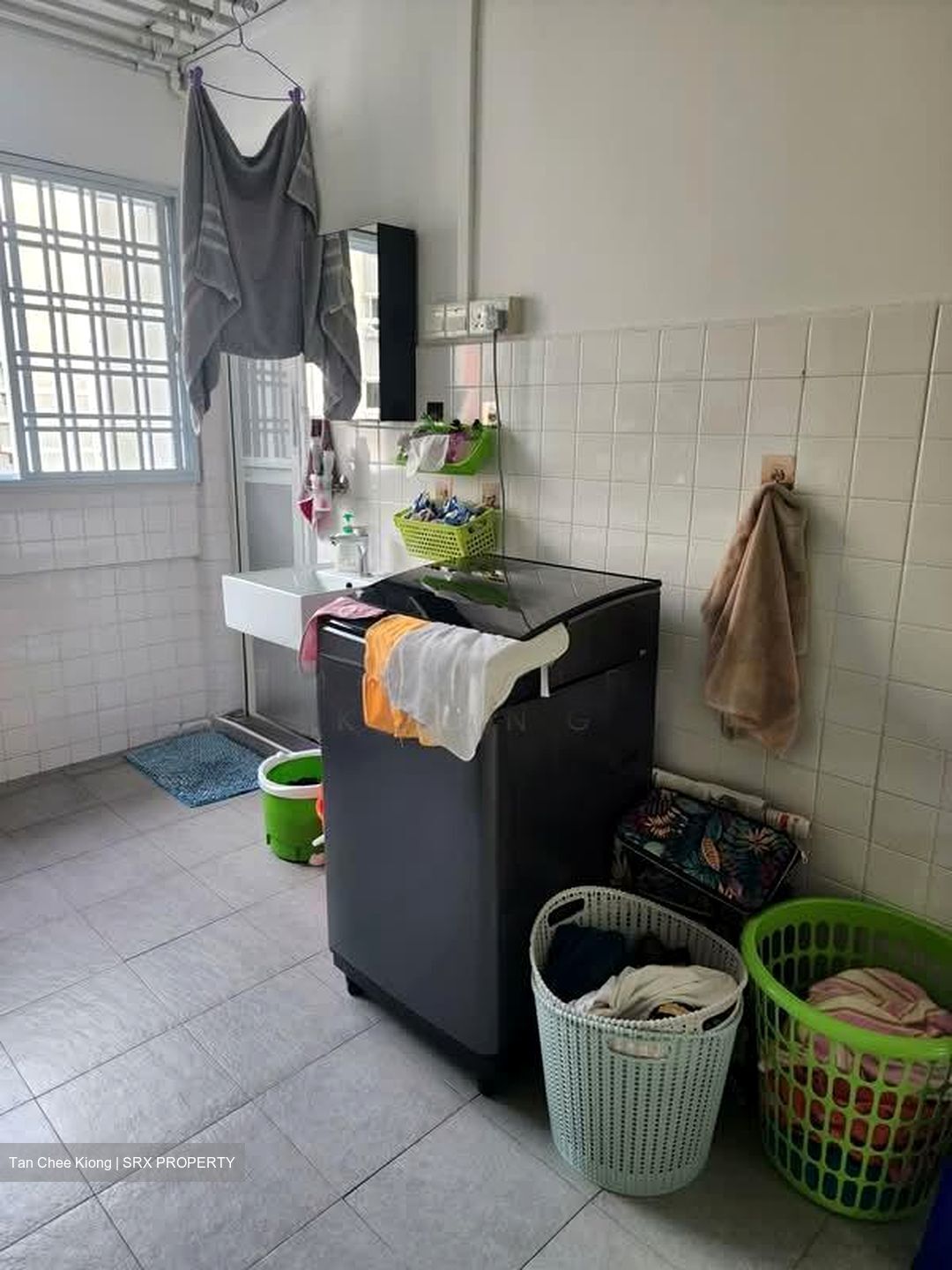 Blk 247 Jurong East Street 24 (Jurong East), HDB 3 Rooms #560278351